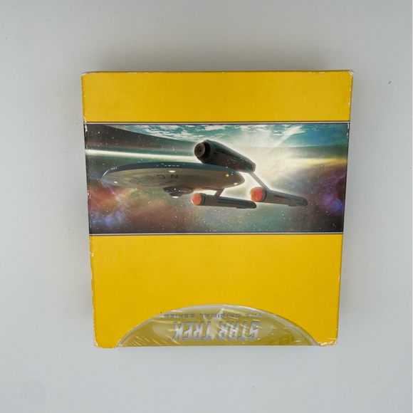 Star Trek The Original Series - Season 1 DVD 10 Disc Set Collectors Complete - Picture 2 of 10